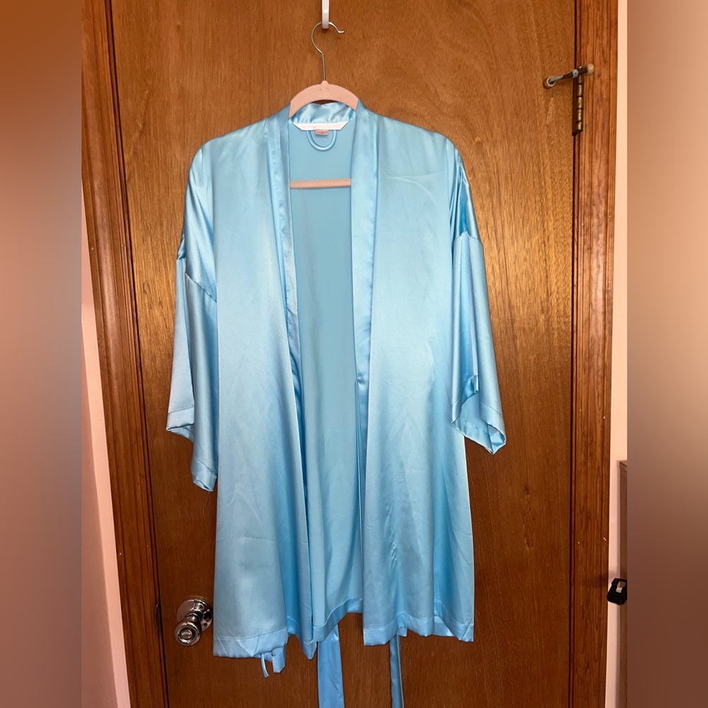 Vintage Victoria’s secret satin robe light blue